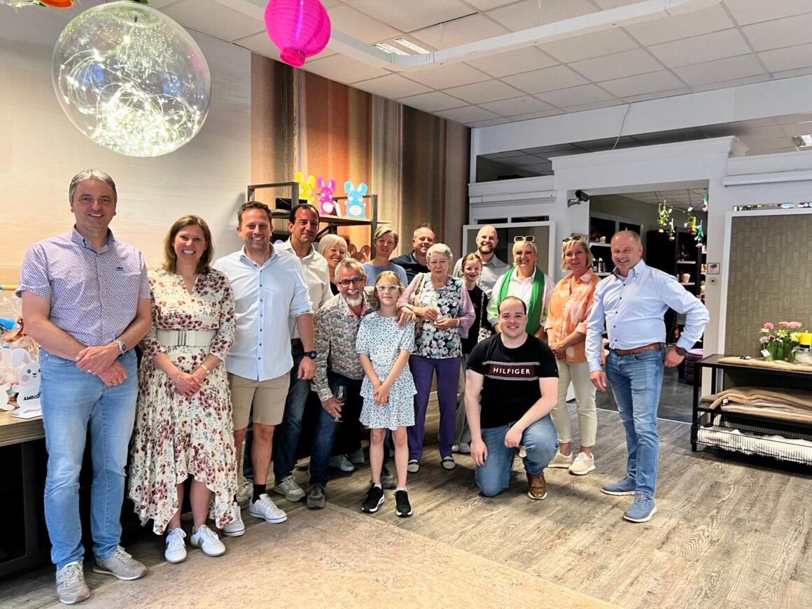 VIDEO: Prijsuitreiking Ei-talage bij Huis Vroonen